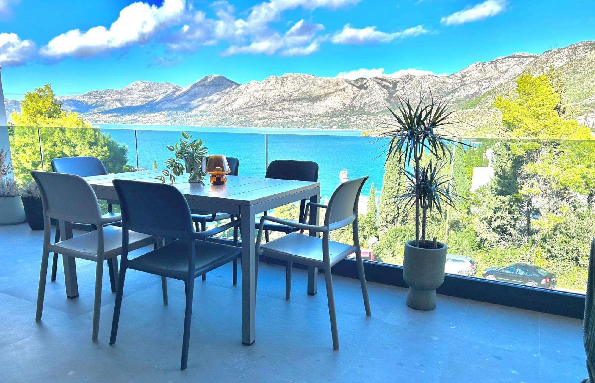 Luxury 3 Bed Sea View Penthouse Cavtat